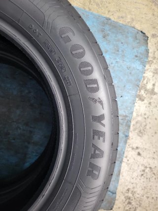 2 Neumáticos 205/60 R16 Goodyear