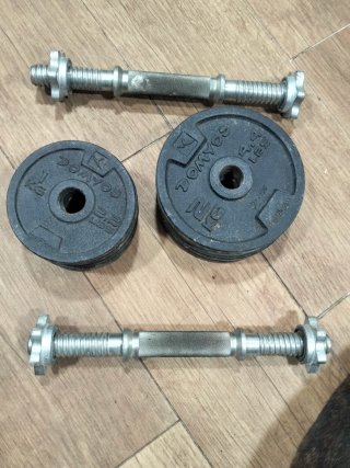 Banco de pesas completo con polea y barra