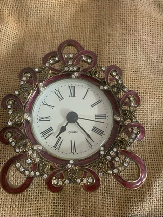 Reloj, joyero y marco decorativo