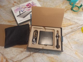 Wacom Intuos Manga CTH-480-S Tableta Gráfica NUEVA