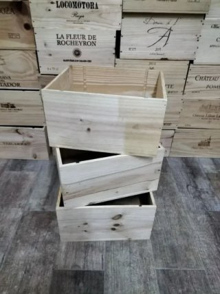 Confezione da 3 scatole in legno per scaffali