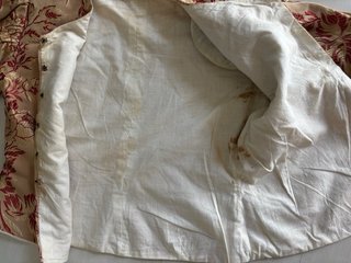 Traje regional infantil antiguo