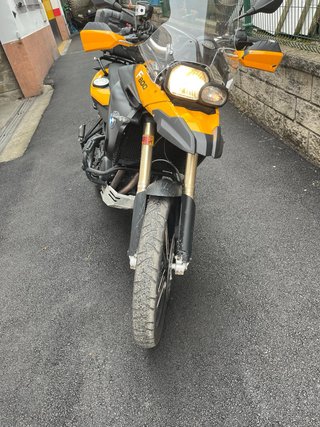 BMW GS800 Adventure Moto Negra/Amarilla