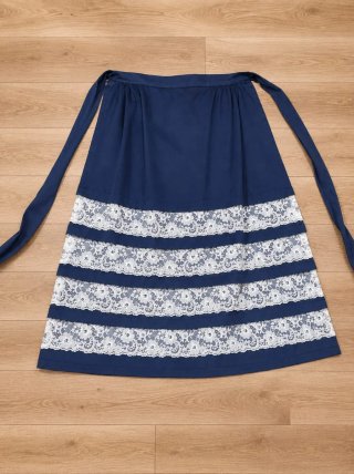 Delantal traje huertana azul y blanco