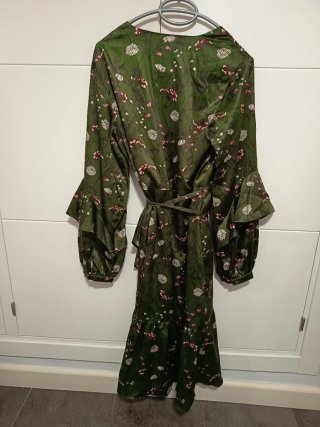 Vestido PAISIE satén estampado floral verde M
