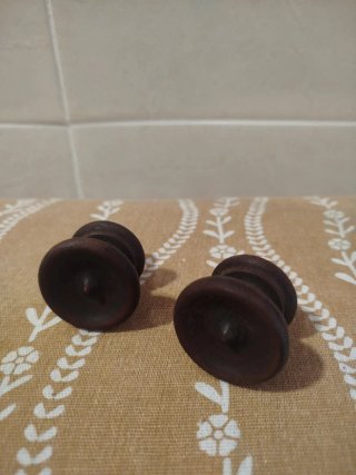 Juego pomos madera antiguos