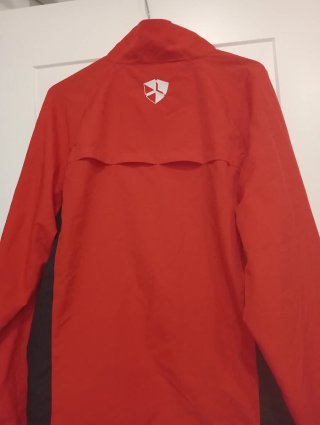 Chaqueta Nike Dri-Fit Roja y Negra