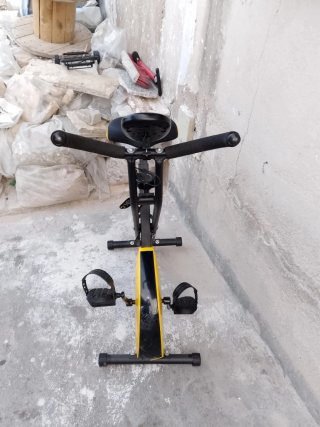 Bicicleta estatica Gimnasio Amarillo  Negociable