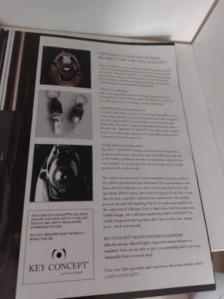 Revistas escopetas y revólver