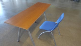 Mesa auxiliar madera y metal