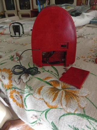 Radio Vintage Rossa e Gialla