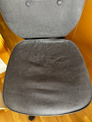Silla de oficina con ruedas