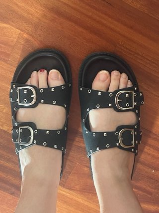 Sandalias negras