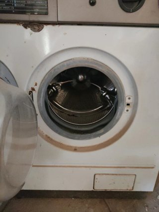 Lavadora antigua Zanussi