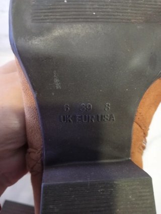 Botines marrones de ante