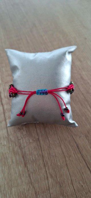 Pulsera nudos macramé con cuentas