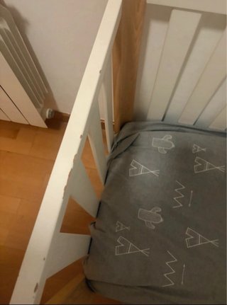 Cuna/cama infantil con estampado
