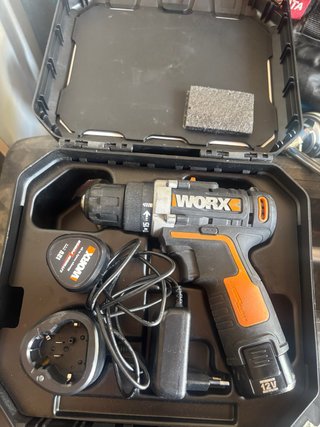 Atornilladora pequeña Worx 12V