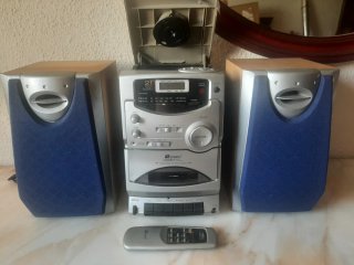 Minicadena CD/Radio/Caset Nevir