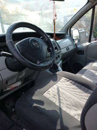Opel Vivaro 2005