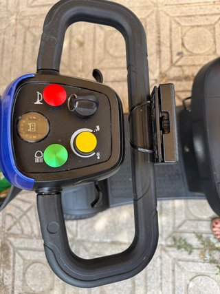 Scooter eléctrico para minusválidos
