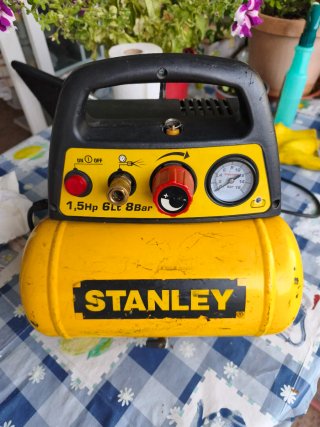 Compresor Stanley 1,5Hp 6Lt 8Bar