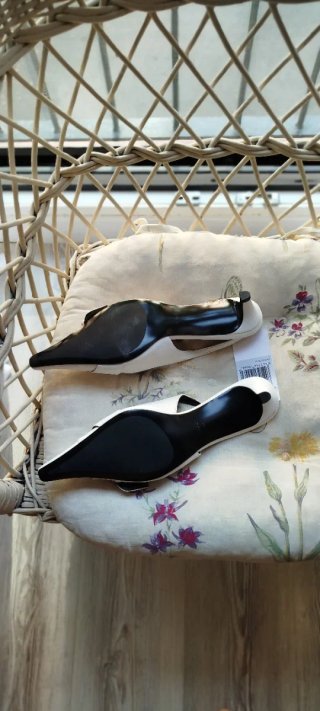 Zapatos destalonados Mango blancos
