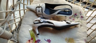 Zapatos destalonados Mango blancos
