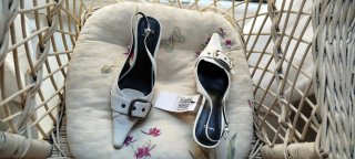 Zapatos destalonados Mango blancos