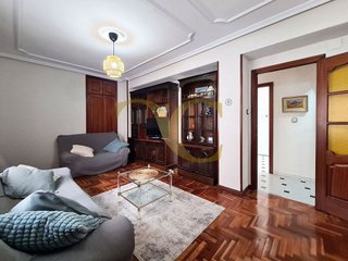 Piso en venta en Zona Teatro Campoamor en Oviedo