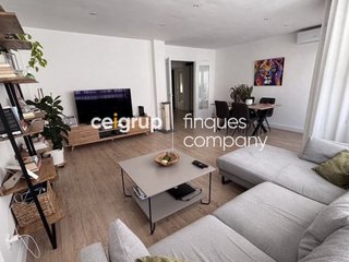 Piso en venta en Eixample Nord – La Devesa en Girona