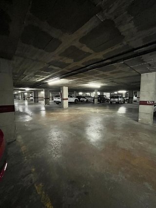 Garaje en alquiler en Eixample Nord – La Devesa en Girona