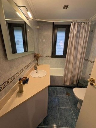 Piso en alquiler en Valdenoja - La Pereda en Santander