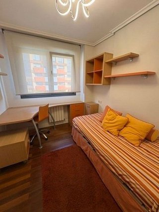 Piso en alquiler en Valdenoja - La Pereda en Santander