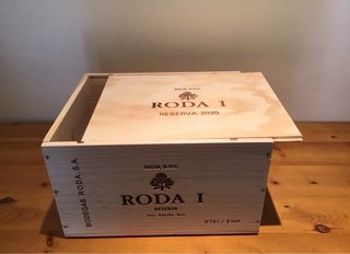 Scatola in legno con coperchio scorrevole