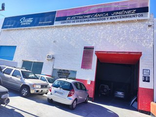 Nave industrial en alquiler en Pinos de Alhaurín - Periferia en Alhaurín de la Torre