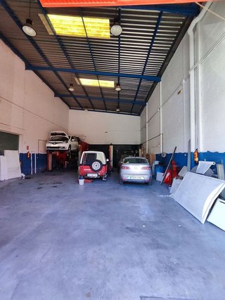 Nave industrial en alquiler en Pinos de Alhaurín - Periferia en Alhaurín de la Torre