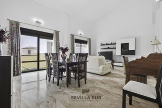 Casa en venta en Montequinto en Dos Hermanas