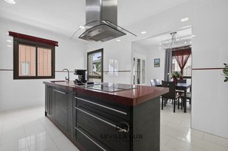 Casa en venta en Montequinto en Dos Hermanas