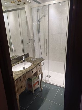 Piso en venta en Las Arenas Centro en Getxo