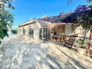 Chalet en venta en Crevillent