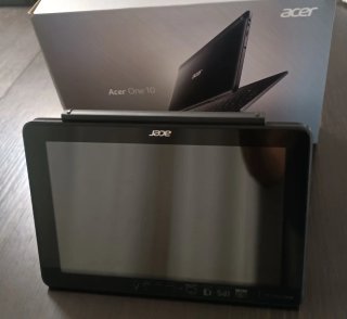Acer One 10 S1003-17WM 2in1 Laptop