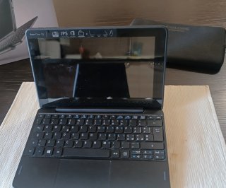 Acer One 10 S1003-17WM 2in1 Laptop