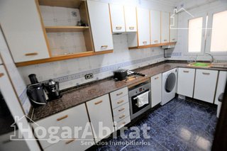 Piso en venta en Torrefiel en Valencia
