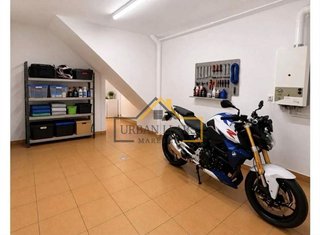 Casa adosada en venta en Roca del Vallès, la