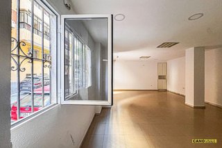 Local comercial en venta en Centro en Almería