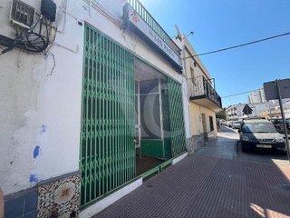 Local comercial en venta en Núcleo Urbano en Chiclana de la Frontera