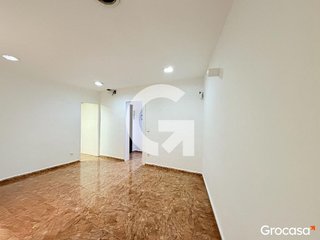 Piso en venta en Pubilla Cases en Hospitalet de Llobregat, L´