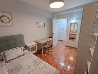 Piso en venta en Villayuventus-Renfe en Parla