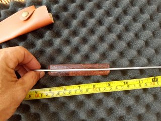 Cuchillo de carne con funda